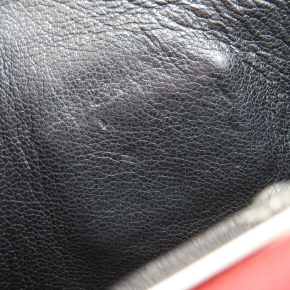 PRADA Red Saffiano Shoulder Bag - Picture 13 of 16